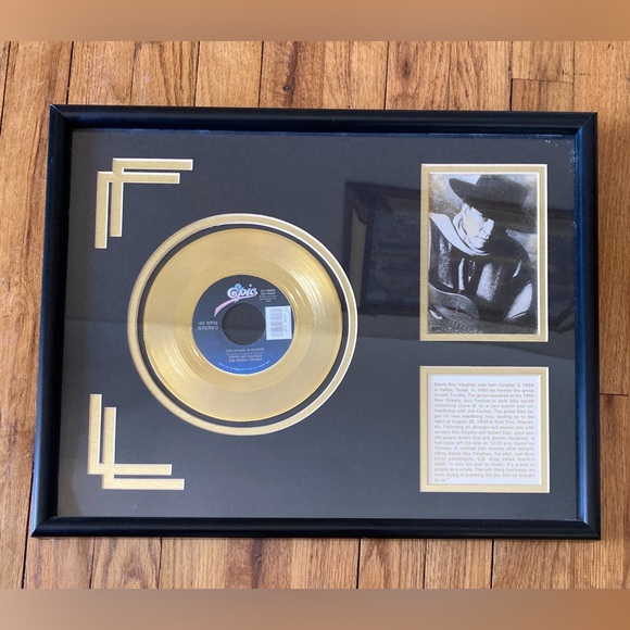 Stevie Ray Vaughan ‘The House is Rockin’ Gold Framed 45 Record Display 🎸 - Picture 12 of 12